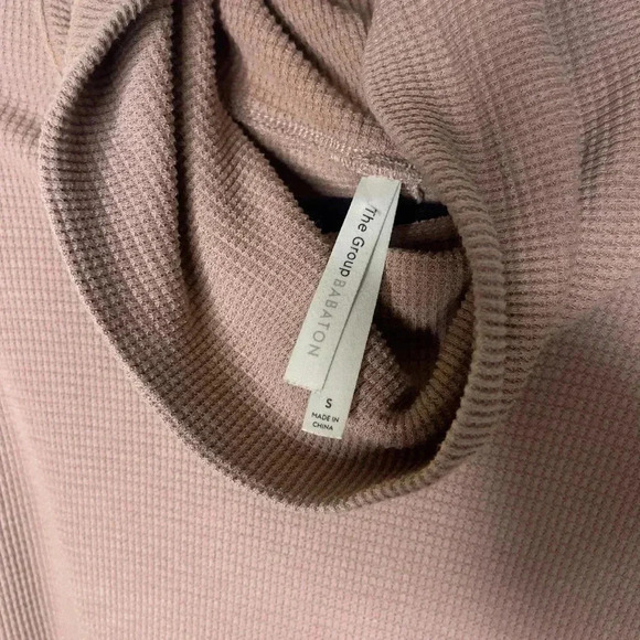 Babaton Thermal Cowlneck  Dusty rose pink/Taupe Size Small - Picture 7 of 10
